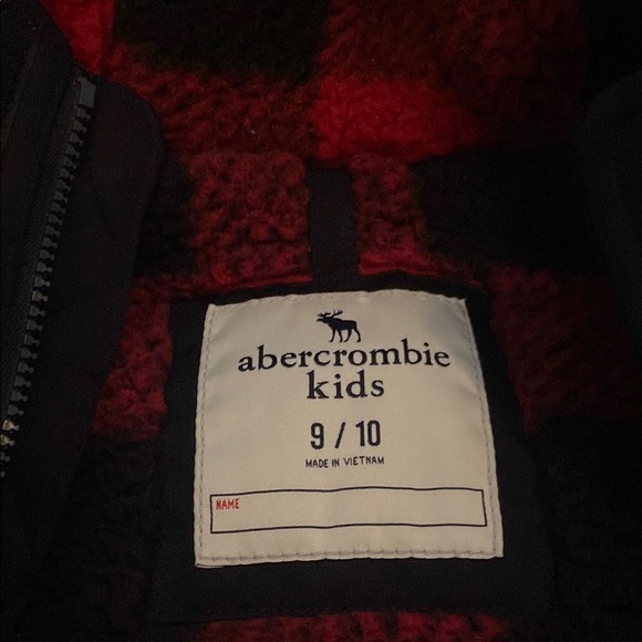 Abercrombie Kids Black Jacket with Buffalo Red Plaid Lining - LIKE NEW - Picture 2 of 4